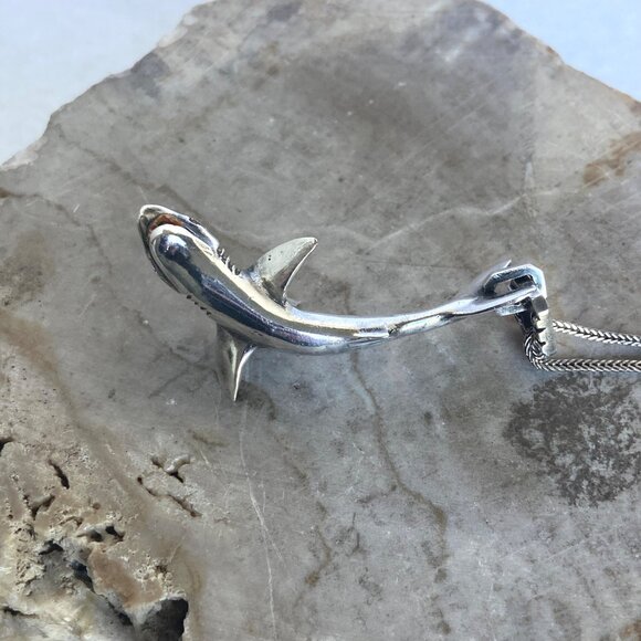 VTG Sterling Silver 925 3 Dimensional Great White Shark Pendant Necklace 24" - Picture 13 of 16